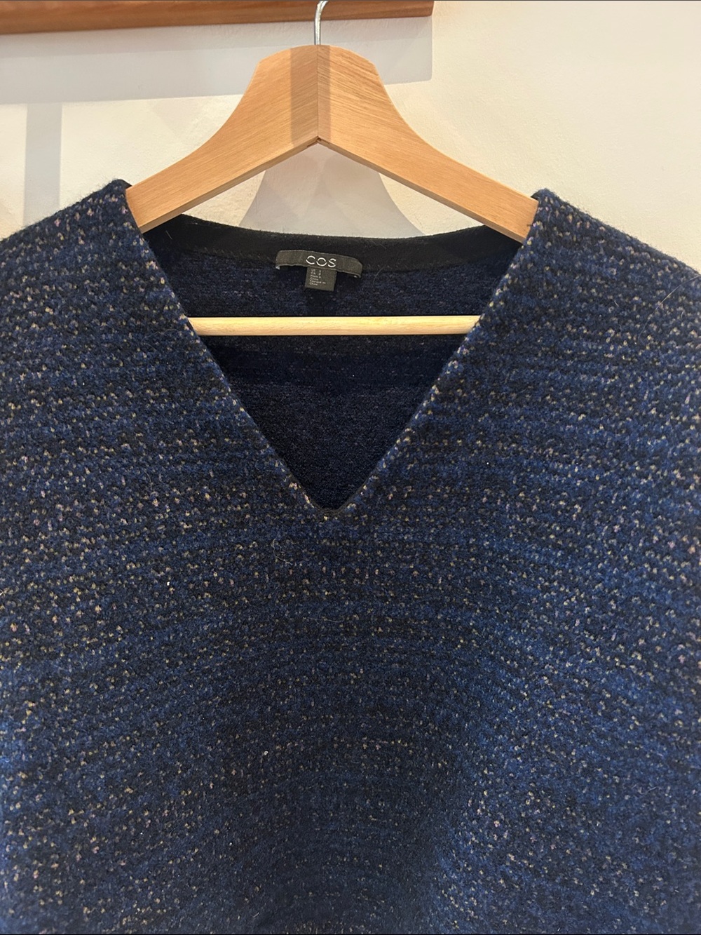 COS Navy Textured V-Neck Sweater - Picture 2 of 4